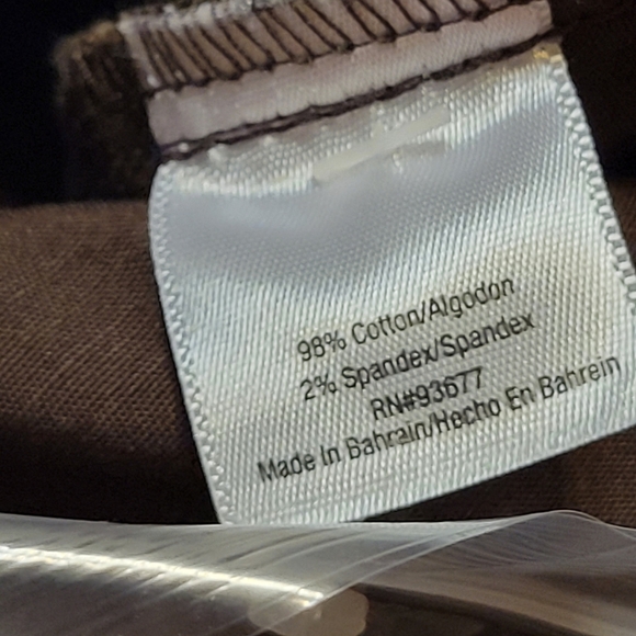 New Brown Size 6 Shorts with pockets - St. John's Bay Shorts - Picture 4 of 4